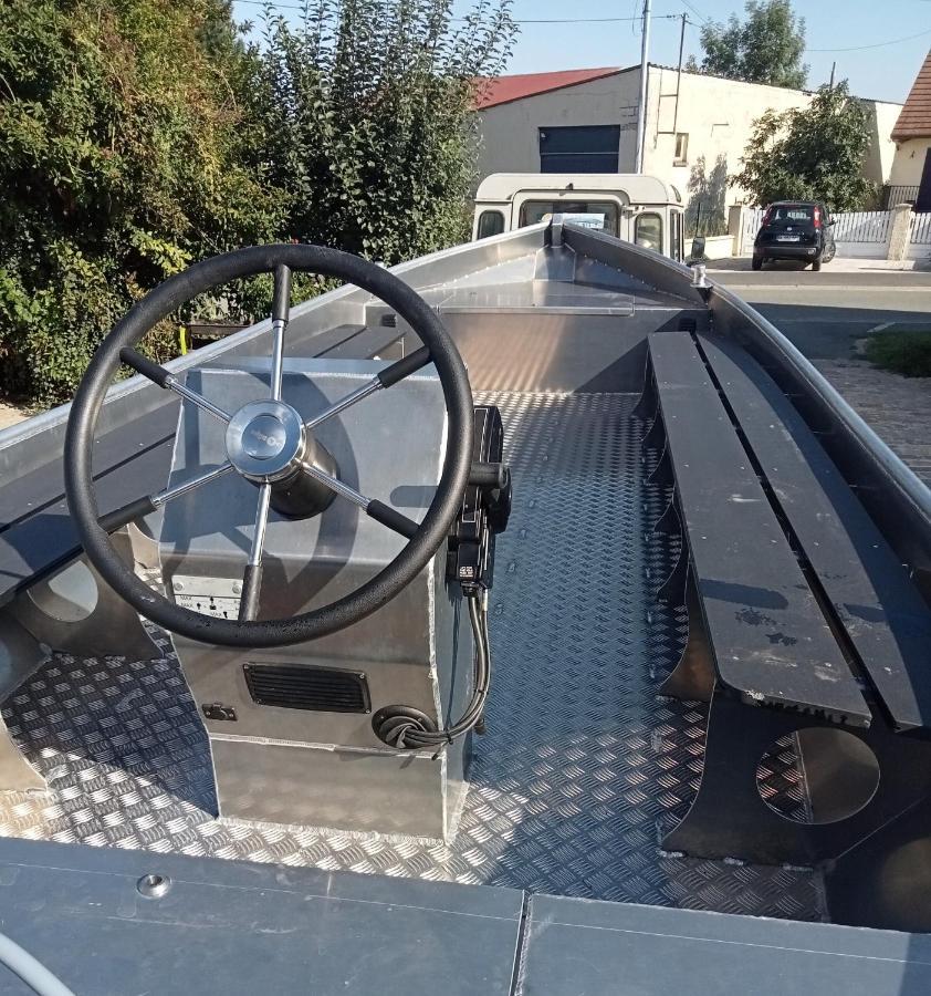 Leval Panzió Trefcon Kültér fotó